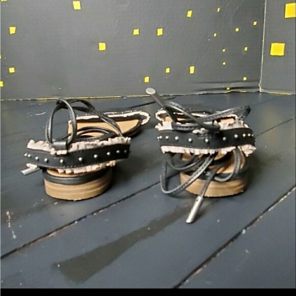 Lucky Brand Lace Up Flats - Picture 6 of 8